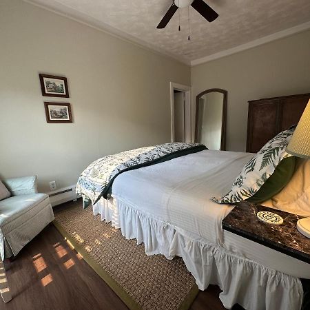 The Belvedere B&B Charlevoix Buitenkant foto
