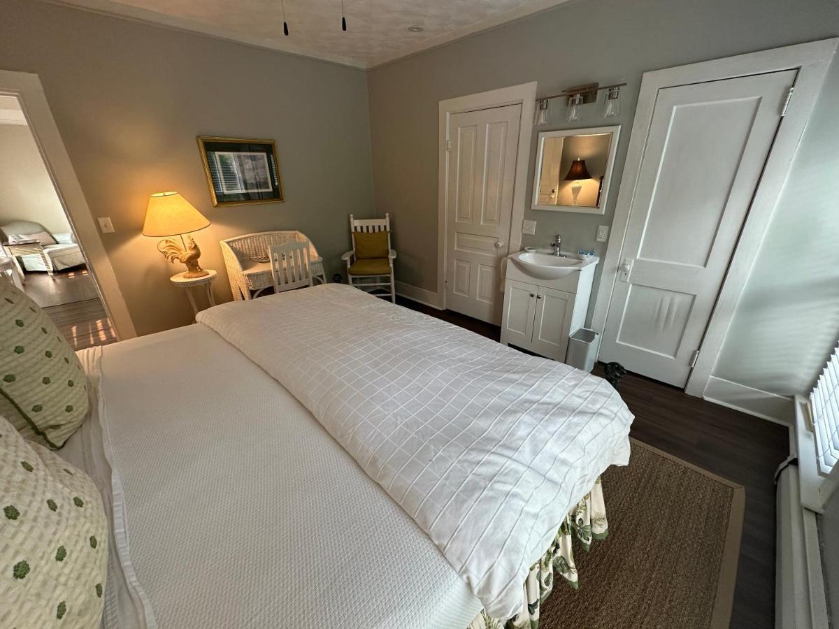 The Belvedere B&B Charlevoix Buitenkant foto
