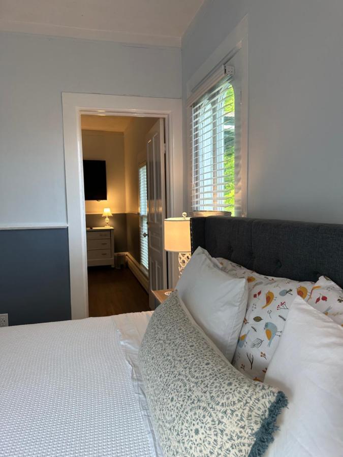The Belvedere B&B Charlevoix Buitenkant foto